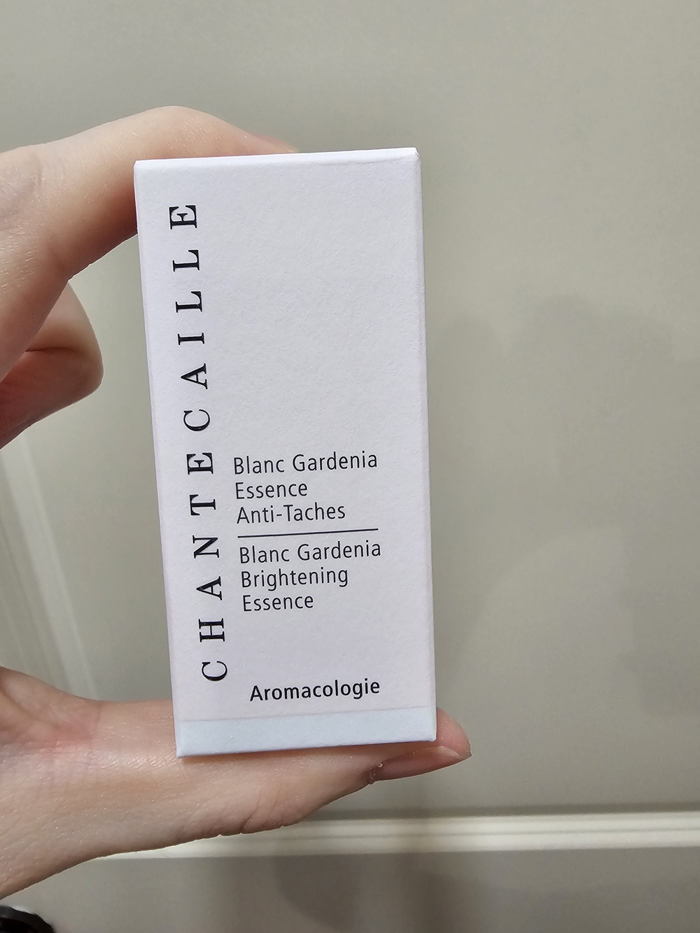 Chantecaille Blanc Gardenia Brightening Essence - White